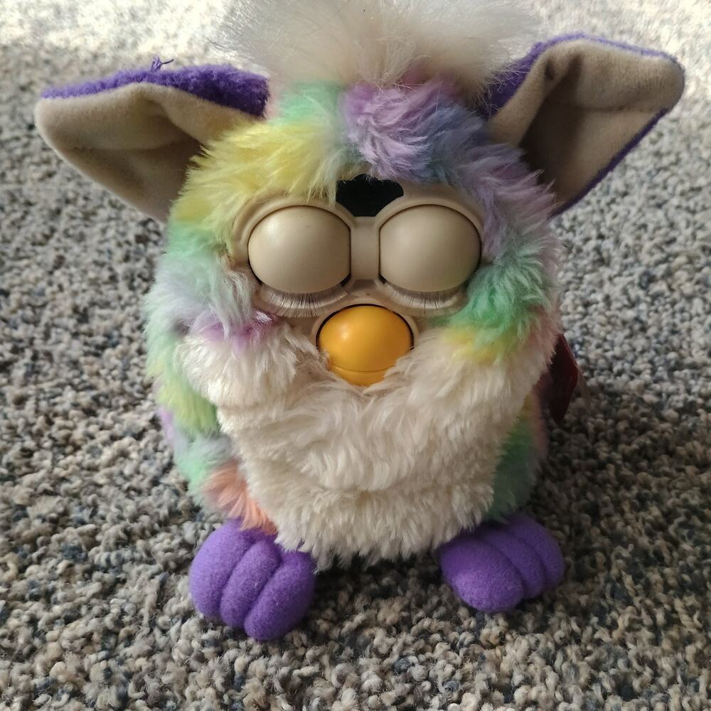 Vintage 1999 Furby Tie-Dye Pastel Rainbow 70-800 Rare Tested Working Tags Toy